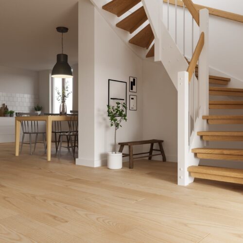 Solid 4.15.1, stainless railing posts, matt varnished oak, white painted pine.